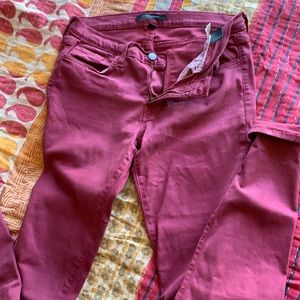 Women’s skinny jeans maroon